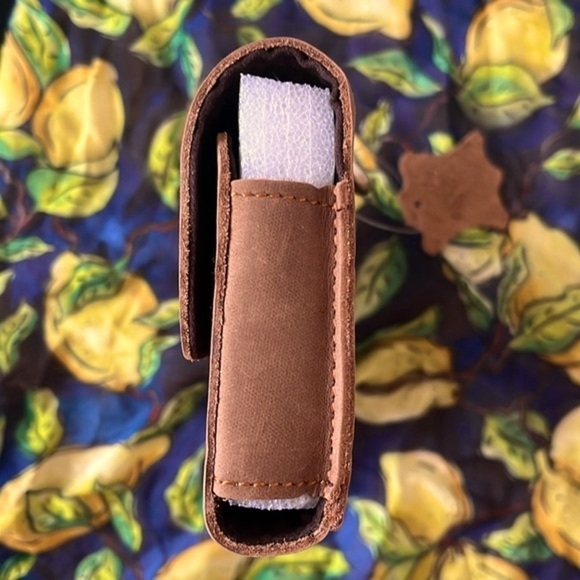 Brand New Genuine Leather Phone Holder Belt Pouch Magnetic Snap Close Case Brown - Picture 5 of 10